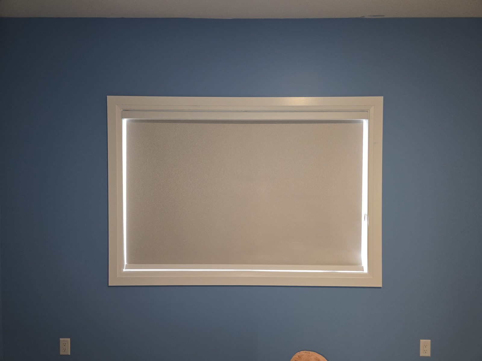 Roller Shade Fitting